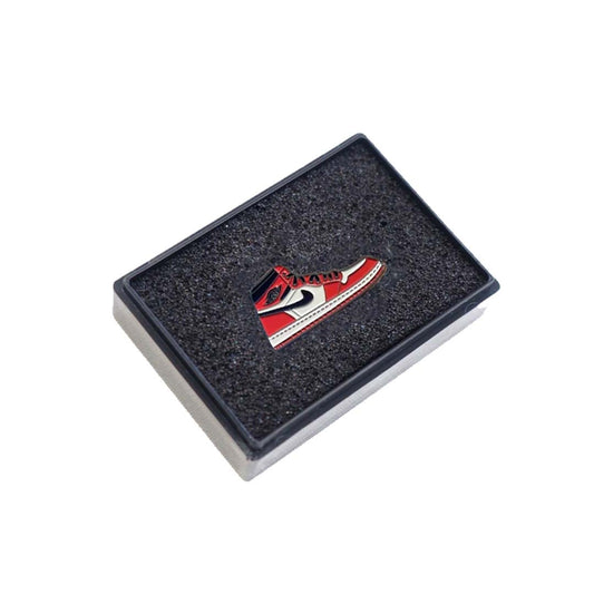 Jordan 1 Chicago Pin Badge